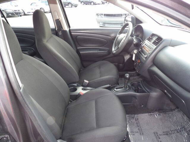 2015 Nissan Versa 1.6 S