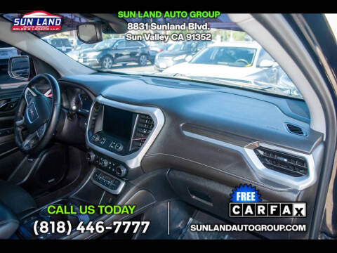 2023 GMC Acadia SLT