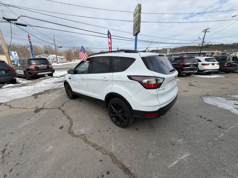 2017 Ford Escape SE