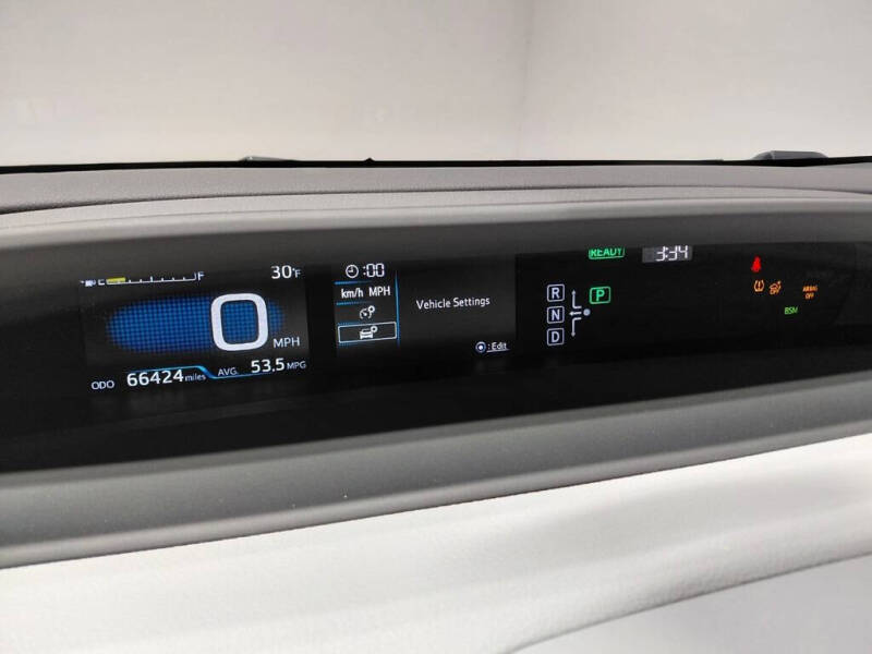 2018 Toyota Prius Three