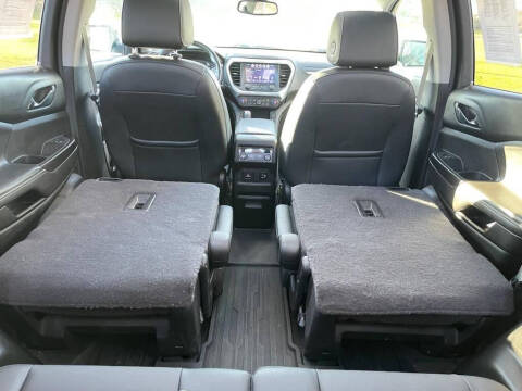 2017 GMC Acadia SLT-1