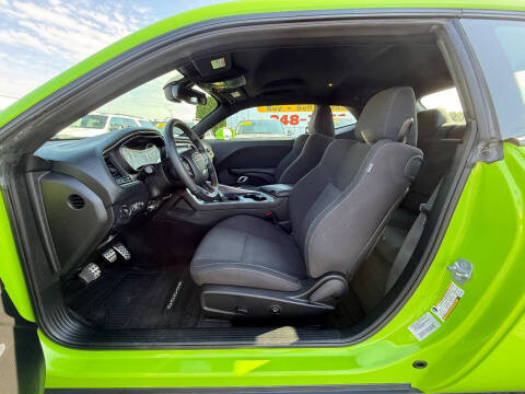 2015 Dodge Challenger R/T Shaker