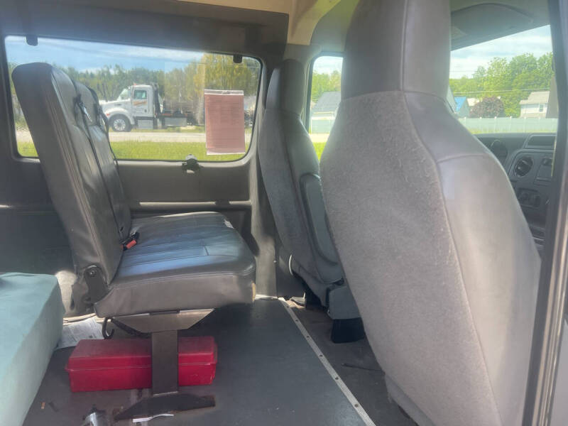2011 Ford E-Series E-250