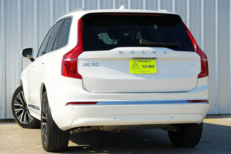 2024 Volvo XC90 Recharge T8 Core Bright Theme