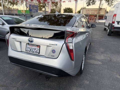 2017 Toyota Prius Two Eco