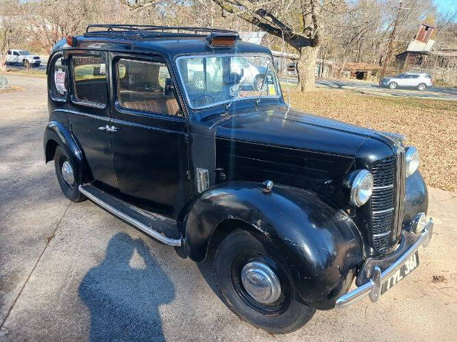 1957 Austin FX3