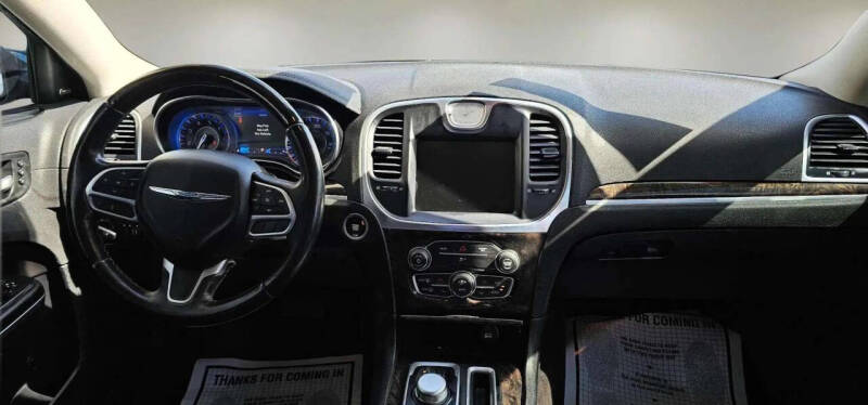 2018 Chrysler 300 Limited