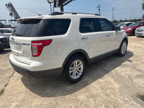 2011 Ford Explorer XLT