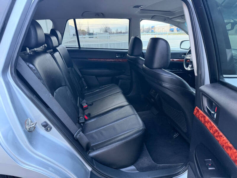 2012 Subaru Outback 3.6R Limited