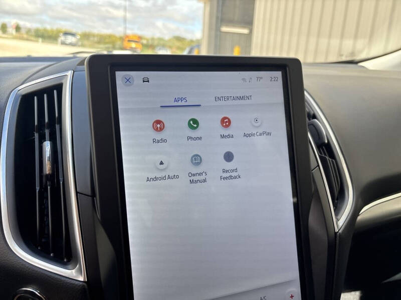 2024 Ford Edge Titanium