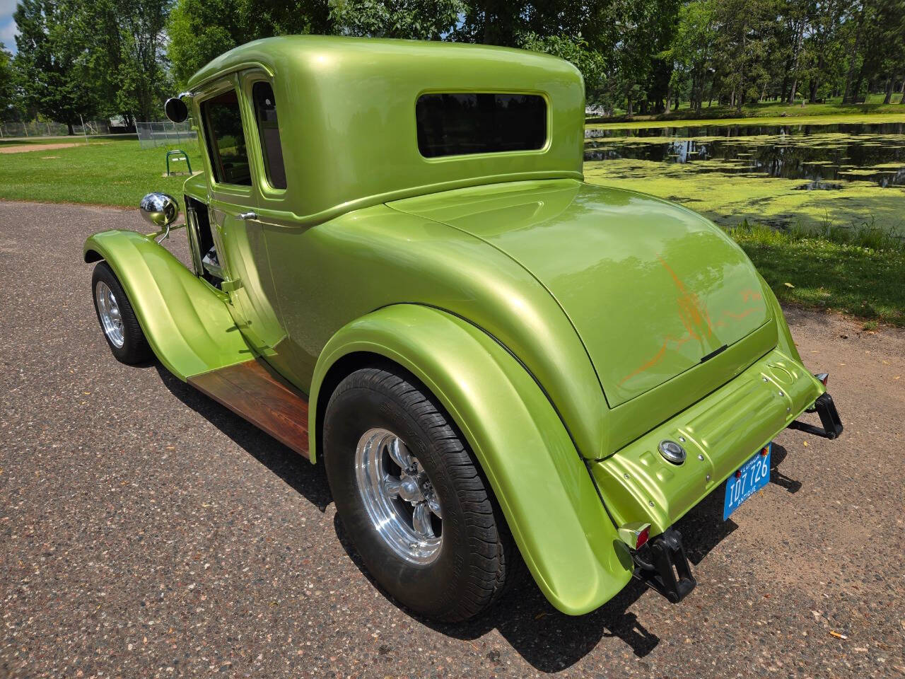 1930 Dodge 5-Window Coupe 19