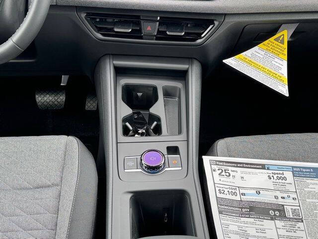 2025 Volkswagen Tiguan S 4Motion