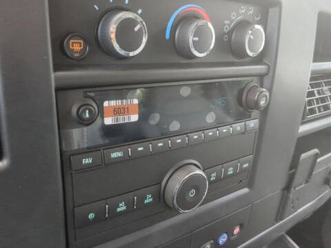 2025 Chevrolet Express 2500