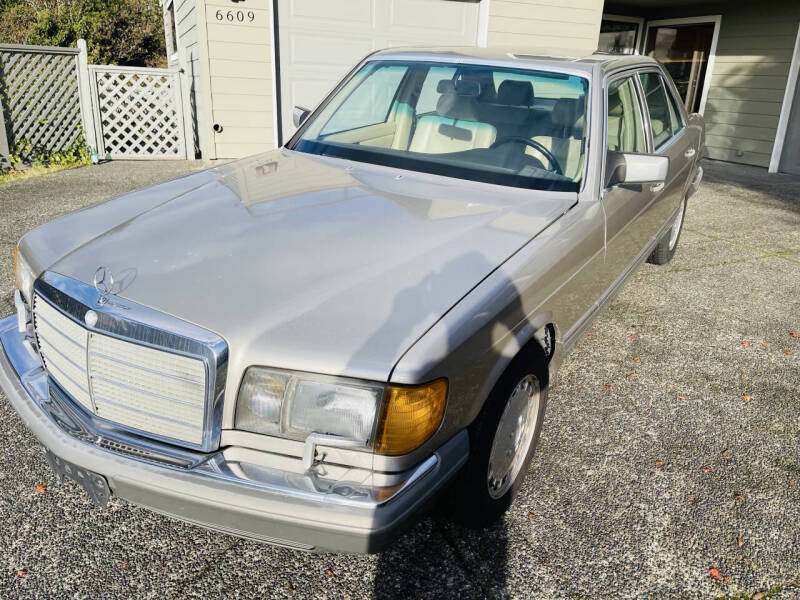 1990 Mercedes-Benz 300-Class 300 SE