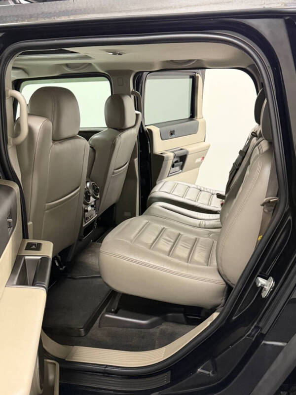 2004 HUMMER H2