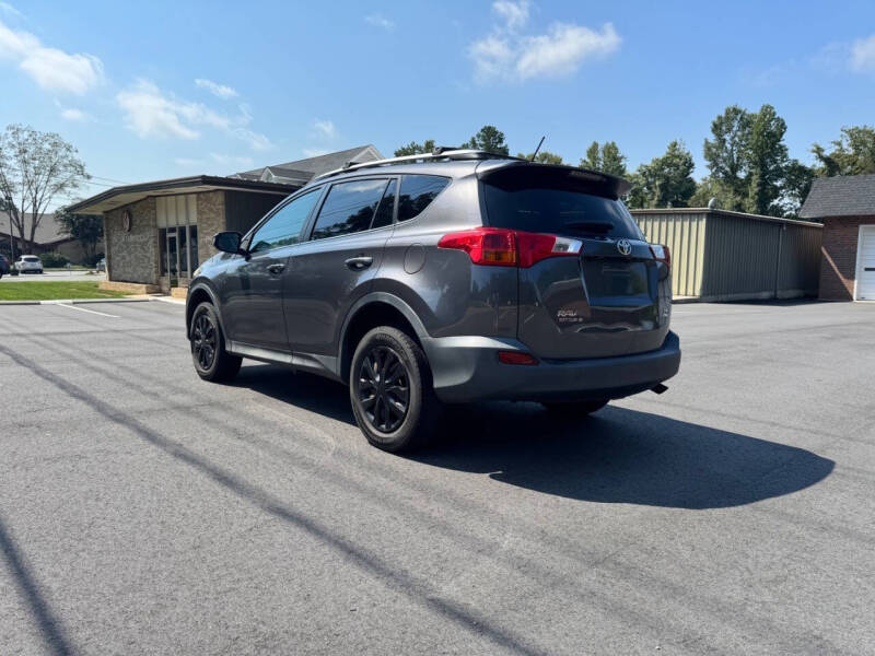 2014 Toyota RAV4 LE