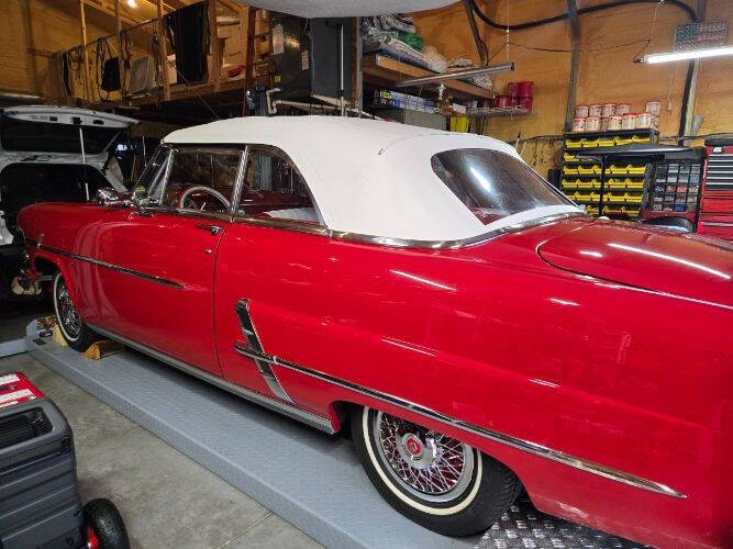 1953 Ford Sunliner