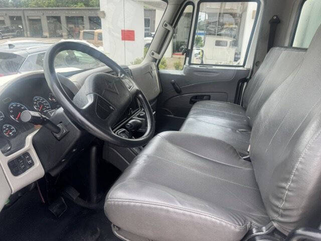 2019 International DuraStar 4300
