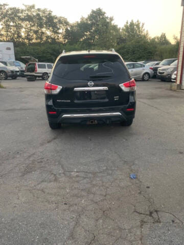 2015 Nissan Pathfinder SL