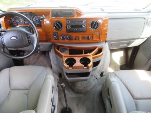 2010 Ford E-Series E-350 SD