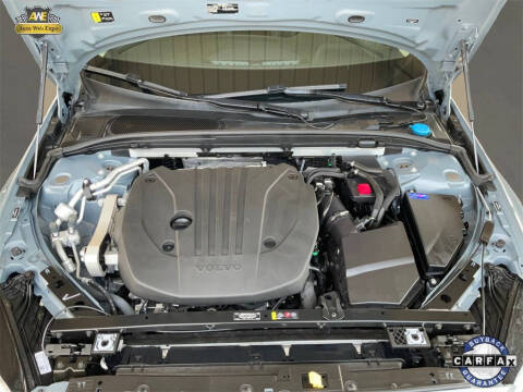 2024 Volvo S60 B5 Plus Dark Theme