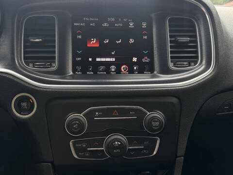 2016 Dodge Charger SXT