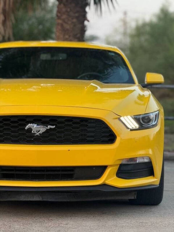 2017 Ford Mustang V6