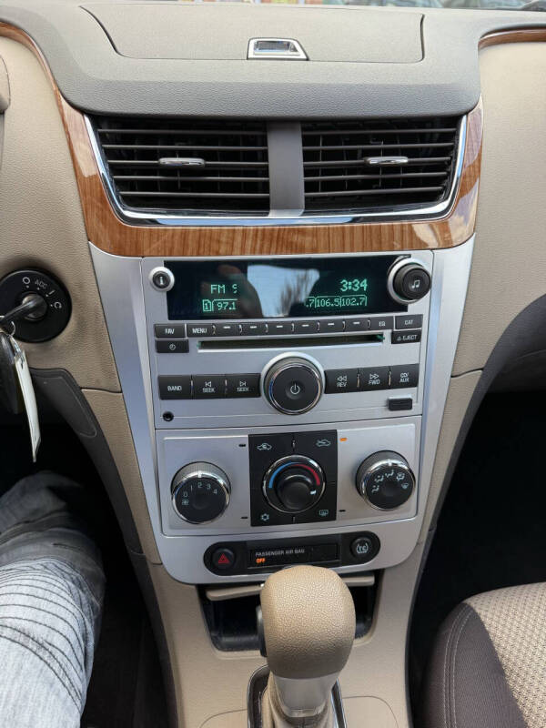 2011 Chevrolet Malibu LT