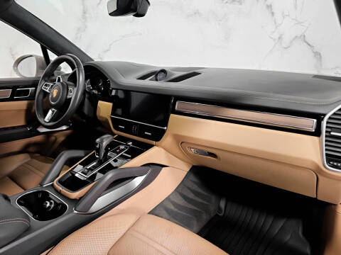 2020 Porsche Cayenne Turbo