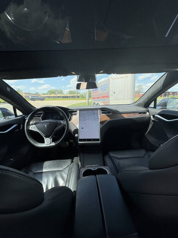 2017 Tesla Model S 75D