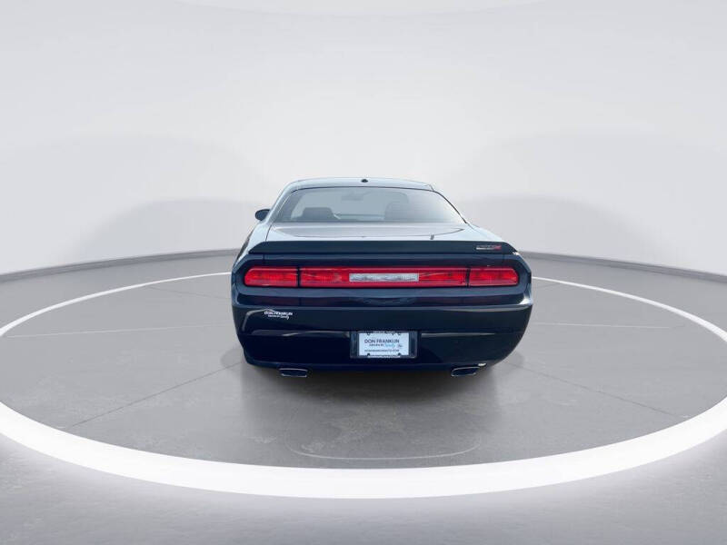 2008 Dodge Challenger SRT8