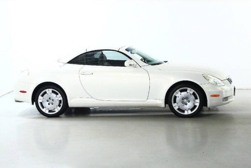 2003 Lexus SC 430