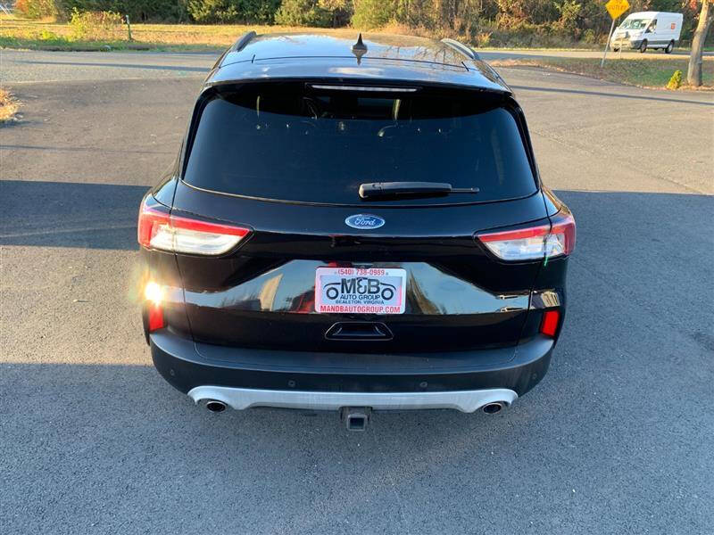 2020 Ford Escape Titanium