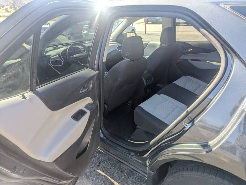 Image 10 of 2021 Chevrolet Equinox LS