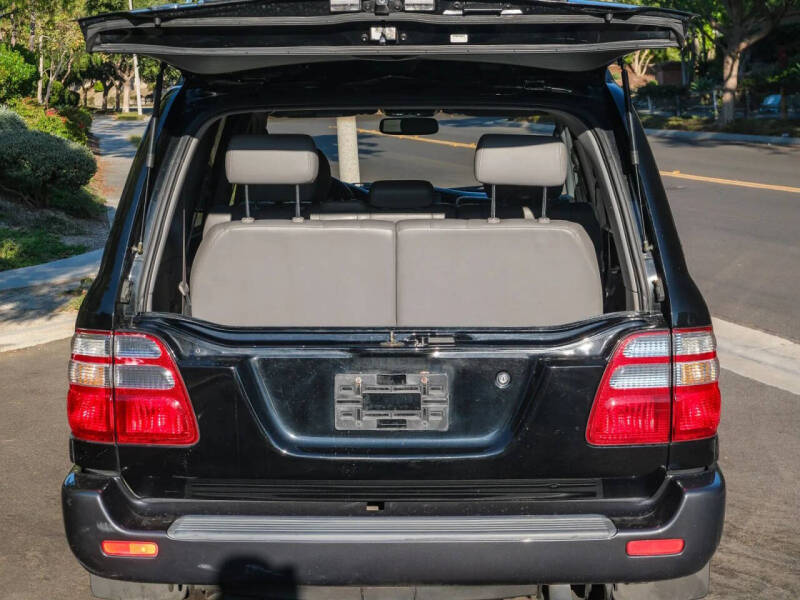 2005 Toyota Land Cruiser