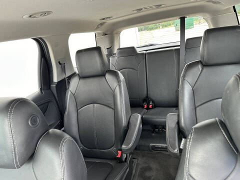 2017 GMC Acadia SLT-1