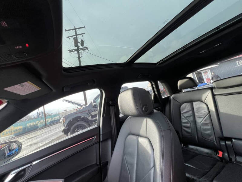 2020 Audi Q3 quattro S line Premium 45 TFSI