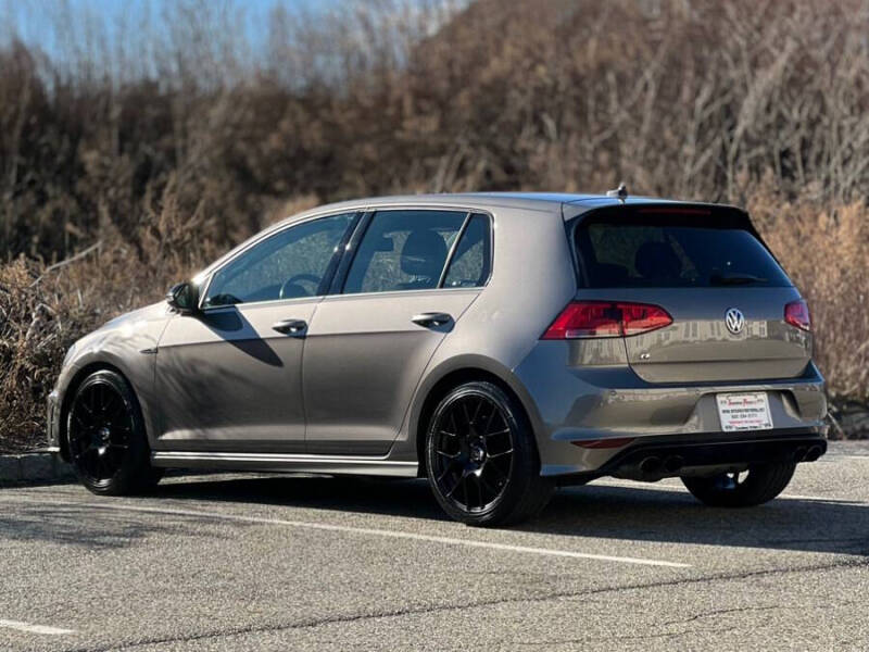 2016 Volkswagen Golf R