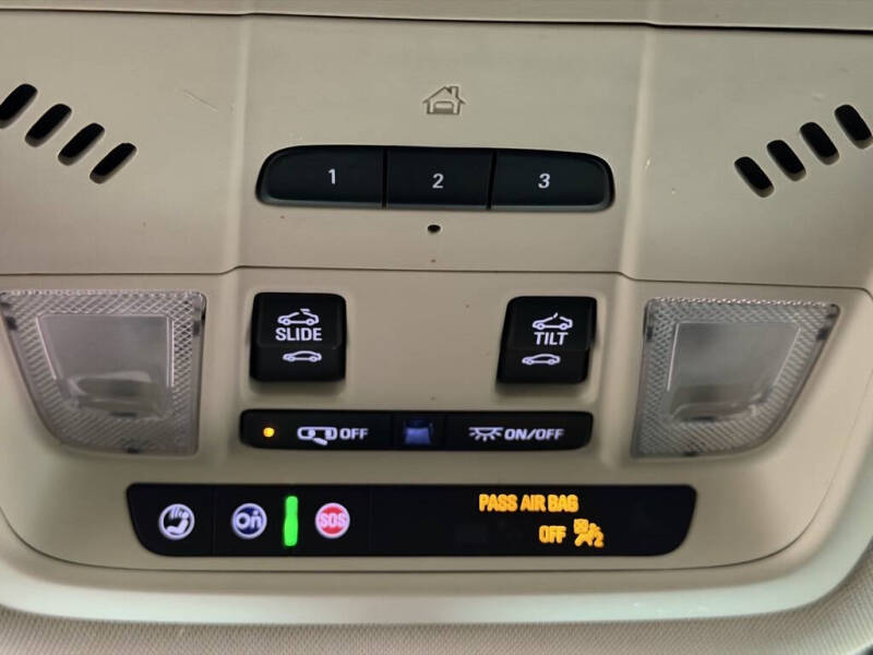 2021 GMC Acadia Denali