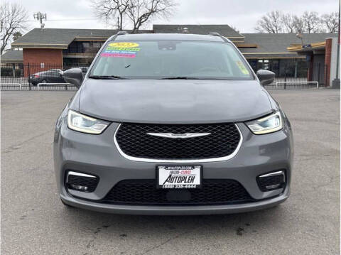 2022 Chrysler Pacifica for sale at Fresno Autoplex in Fresno CA