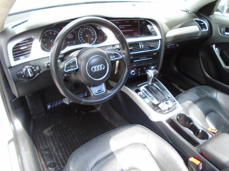 2016 Audi A4 2.0T quattro Premium