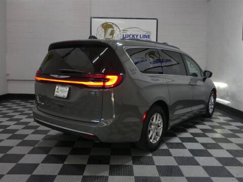 2023 Chrysler Pacifica Touring L