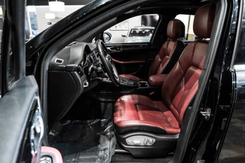 2017 Porsche Macan S