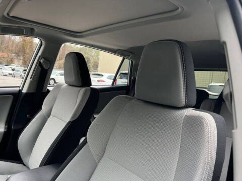 2018 Toyota RAV4 Hybrid XLE