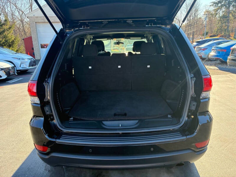 2020 Jeep Grand Cherokee Laredo E