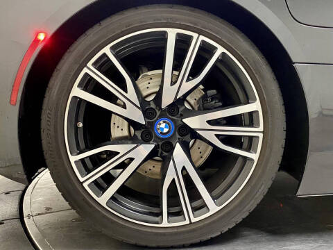2016 BMW i8