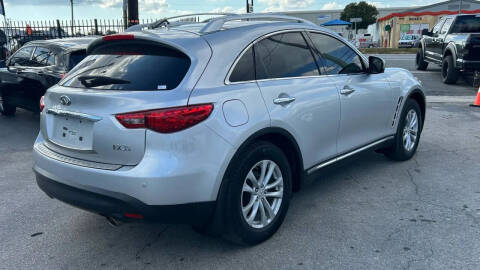 2012 Infiniti FX35