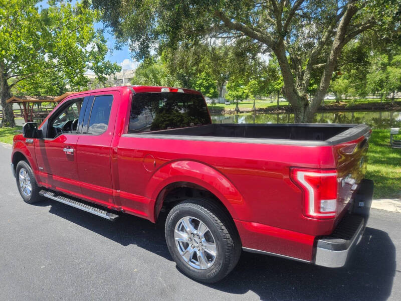 2015 Ford F-150 XLT photo 7