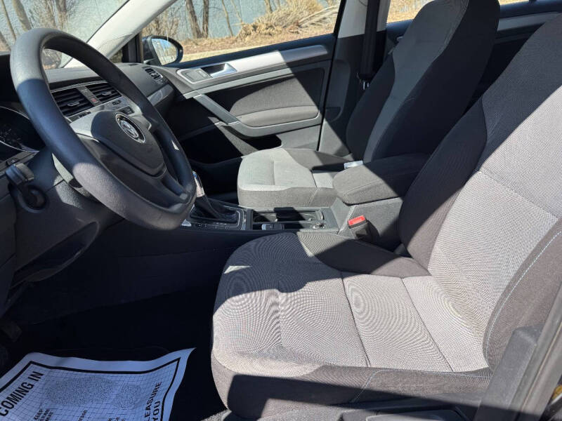 2016 Volkswagen e-Golf SE