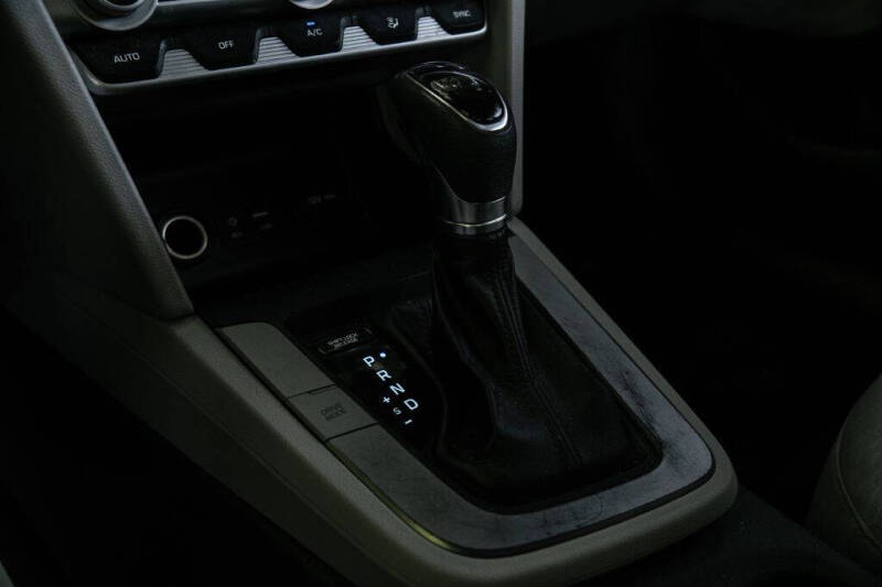 2020 Hyundai Elantra